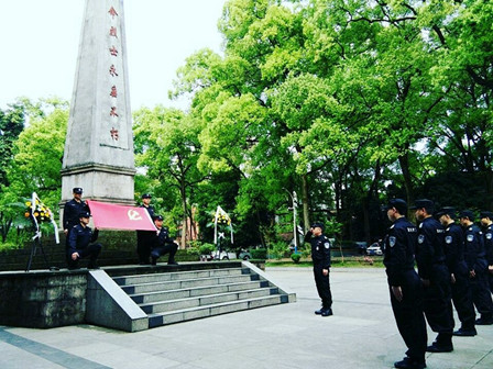 重温入党誓词.jpg